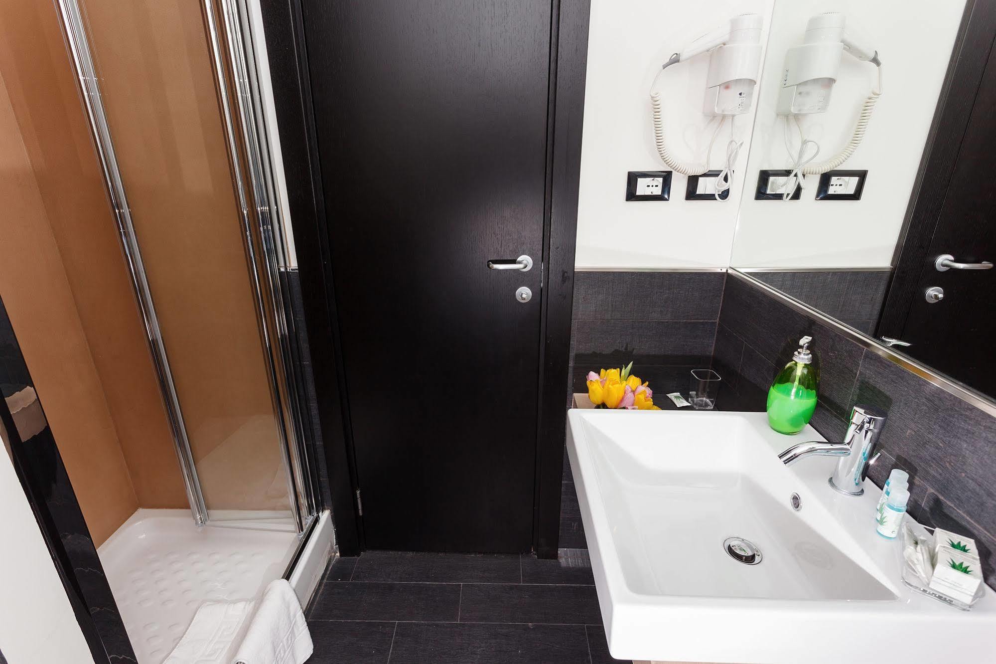 Domus Best Guest House 로마 외부 사진