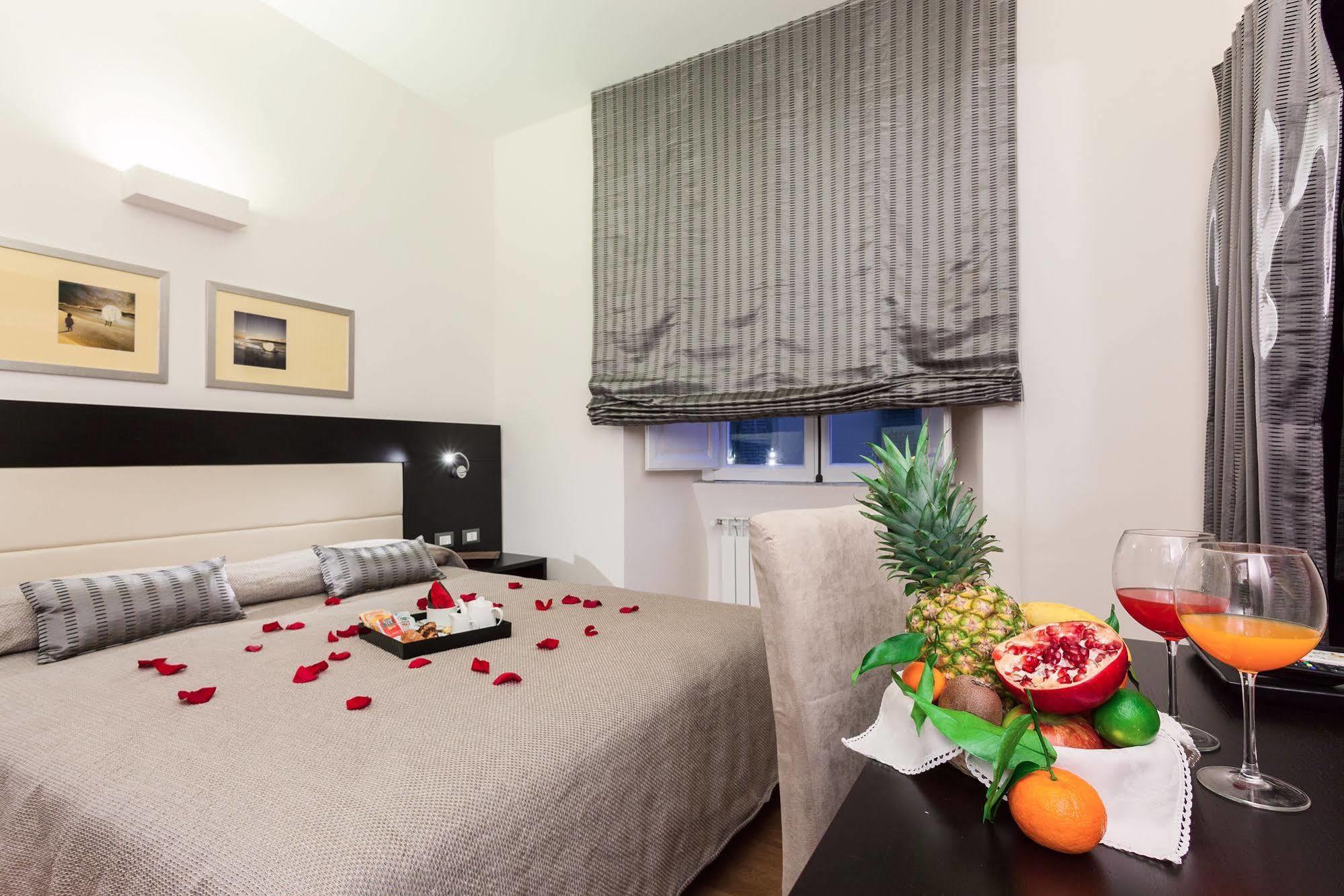 Domus Best Guest House 로마 외부 사진